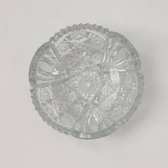 Early American Pressed Glass (EAPG) Vintage Sawtooth Edge Catchall Classic Bowl - Picture 1 of 10